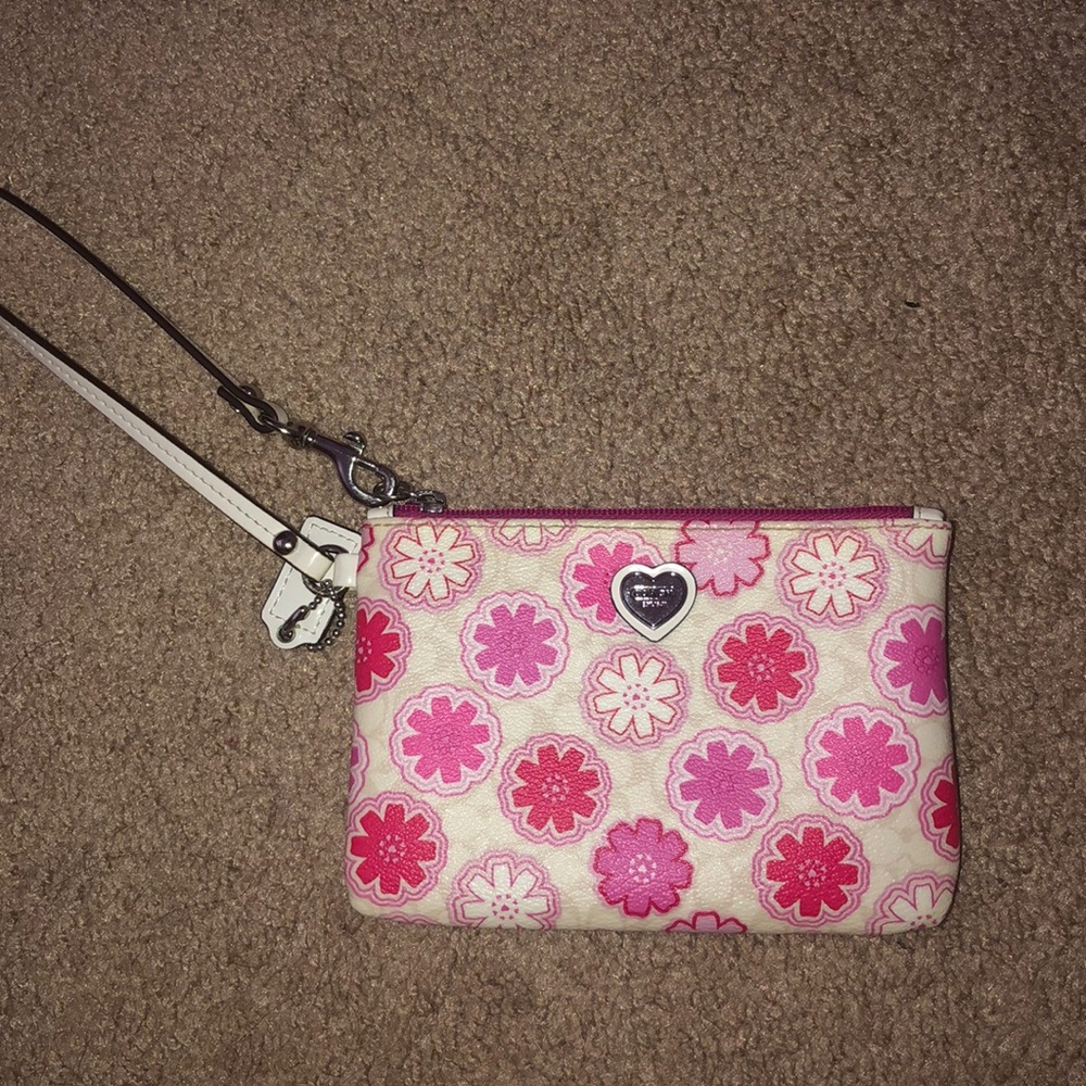 RARE VALENTINES COACH WRISTLET NWOT